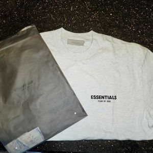 ESSENTIALS(fear of God) Large/Lt Oatmeal